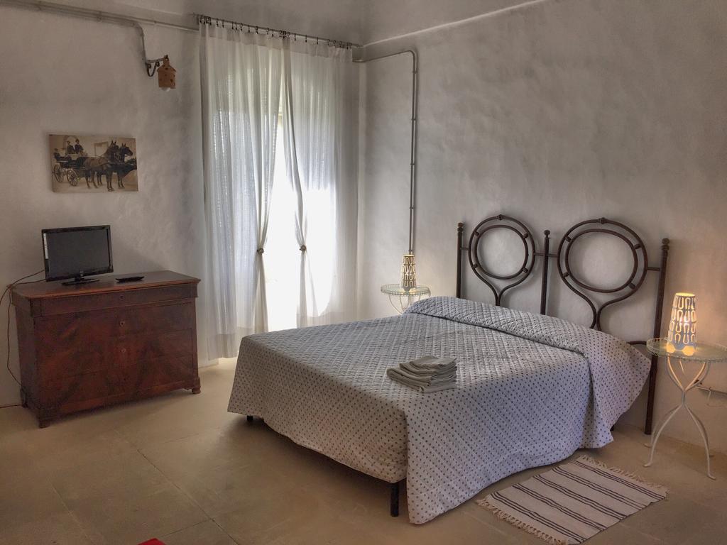 Tenuta Sant'Andrea Giuggianello Εξωτερικό φωτογραφία